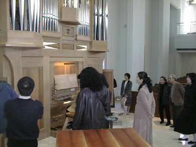 the organ at Sendai Sirayuri Gakuen (1)