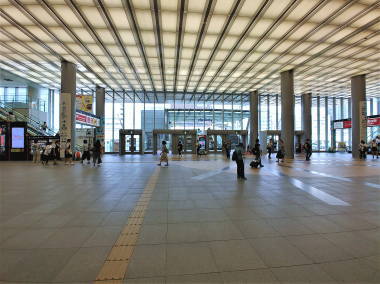 新横浜駅構内北口