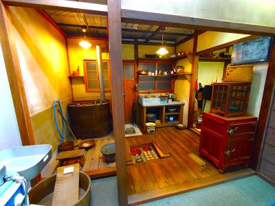 昭和中期頃の住宅 風呂場と台所